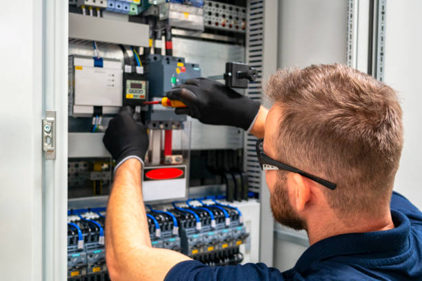 Commercial Electrical Services in Csar Chvez, TX